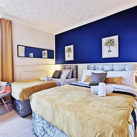 ברנסלי Summer Lane House-3 Bedrooms-Close To M1-Longer Stay-Free Parking מראה חיצוני תמונה