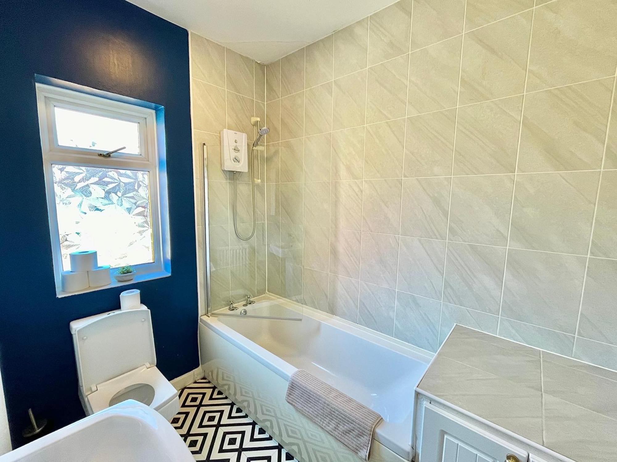ברנסלי Summer Lane House-3 Bedrooms-Close To M1-Longer Stay-Free Parking מראה חיצוני תמונה
